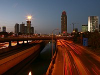 В полночь в Тель-Авиве перекроют на несколько дней мост Модаи (ул. Яаков Дори) В полночь в Тель-Авиве перекроют на несколько дней мост Модаи (ул. Яаков Дори)