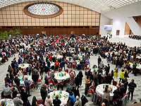 Папа Лев XIV принял у себя голливудских звезд