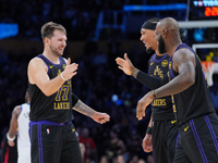 НБА. Триумфальные возвращения Кейда Каннингема и Леброна Джеймса