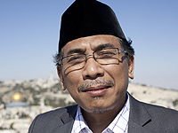 Главу исламской организации Индонезии отправили в отставку за контакты с произраильским ученым