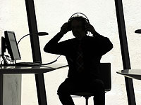 Короткие диалоги с ИИ снижают веру в антисемитские теории заговора