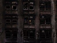 Число погибших при пожаре в Гонконге выросло до 83 человек, огон все еще не потушен Число погибших при пожаре в Гонконге выросло до 83 человек, огон все еще не потушен