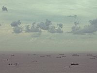 СМИ: подрыв двух танкеров 