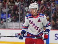 Панарин набрал 900 очков. Достижение Шефера. Результаты матчей НХЛ