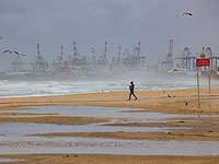 Минздрав Израиля предупредил о нежелательности купания в Средиземном море из-за загрязнения воды