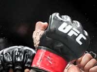 UFC. Капе нокаутировал Ройвала, Вальехос - Чикадзе