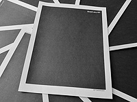 Страницы полностью отредактированного дела большого жюри присяжных штата Нью-Йорк по делу Джеффри Эпштейна и Гислейн Максвелл, обнародованные Министерством юстиции США. 19 декабря 2025 года, Вашингтоне