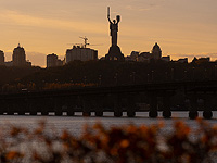 Опрос: три четверти украинцев против ухода из Донбасса Опрос: три четверти украинцев против ухода из Донбасса