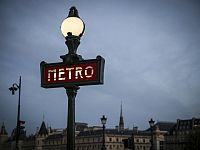 Гражданин Мали, напавший с ножом на женщин в парижском метро, направлен в психиатрическую больницу