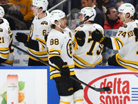 НХЛ. Достижение Пастрняка. 100-й гол Мартинука. 15 штрафных минут Кунина