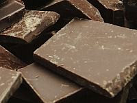 Шоколадная война: торговые сети снизили вдвое цены на стандартные плитки Шоколадная война: торговые сети снизили вдвое цены на стандартные плитки