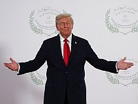 Трамп подписал указ о запрете на въезд в США жителям Палестинской автономии