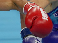 Скандал в финале чемпионата мира по боксу. Россиянин укусил соперника