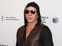 Микки Рурк заявил, что не объявлял краудфандинг, чтобы расплатиться за дом