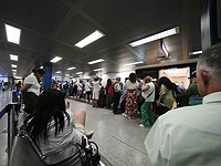 В Милане пропалестинские манифестанты помешали посадке израильтян в самолет