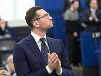 Француз оштрафован за то, что разбил яйцо о голову ультраправого лидера Барделлы