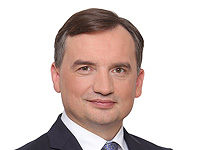 Бывший польский министр, фигурант дела об израильской шпионской программе, получил убежище в Венгрии