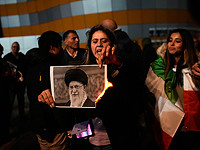 В Холоне прошел митинг в поддержку народа Ирана