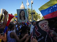 Reuters: Трамп побеседовал с и.о. президента Венесуэлы и планирует встречу с лидером оппозиции