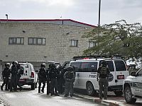 Поданы обвинения против подростков из Негева, бросавших камни в автобусы