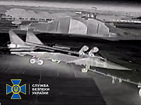 СБУ заявила о поражении МиГ-31 и другой техники на военном аэродроме в Крыму СБУ заявила о поражении МиГ-31 и другой техники на военном аэродроме в Крыму