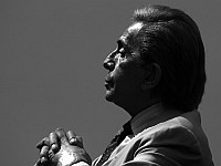 Легендарный дизайнер Валентино Гаравани скончался в возрасте 93 лет