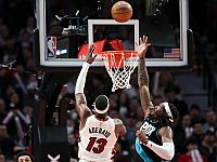 НБА. Дени Авдия выбыл из игры из-за болей, но НБА. Дени Авдия выбыл из игры из-за болей, но