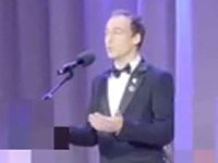 Актер Вадим Дзюба выступил в московском Храме Христа Спасителя с речью о политизаключенных