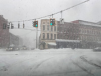 В штате Нью-Йорк объявлено чрезвычайное положение из-за снежной бури