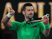 Джокович вышел в 4-й круг Australian Open: 400-я победа в турнирах 