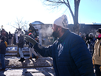 В Миннеаполисе агенты ICE застрелили мужчину