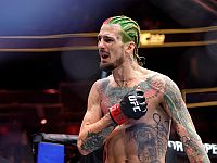 Бывший чемпион UFC в легчайшем весе Шон О'Мэлли выиграл у Сонга Ядуна единогласным решением