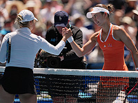 Australian Open: 18-летняя американка Йович разгромила Путинцеву, Тьен победил Медведева