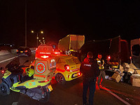 На 6-м шоссе при столкновении с грузовиком погиб водитель микроавтобуса