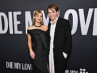 Неделя в кино: Роберт Паттинсон и Дженнифер Лоуренс в драме о том, чего нельзя называть