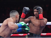 Бокс. Шакур Стивенсон стал чемпионом мира в четвертой весовой категории