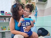 Как сейчас живет маленький Йоник Теллер: мальчик, который выжил