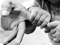 Помощь внукам может принести неожиданную пользу для мозга