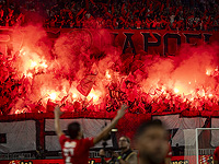 Принят новый закон: три года тюрьмы за пиротехнику во время матчей