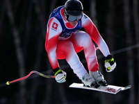 Первую золотую медаль олимпиады 2026 завоевал швейцарский горнолыжник