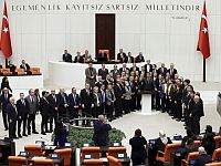 Назначение нового главы минюста вызвало драку в парламенте Турции