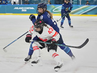 Олимпиада.  Хоккей. Канадки разгромили сборную Финляндии. Определились четвертьфиналистки