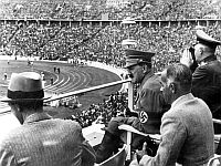 Die Welt: МОК подвергся критике за продажу футболки с символикой Олимпиады-1936