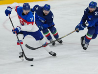 Олимпиада. Хоккей. Словаки победили сборную Италии