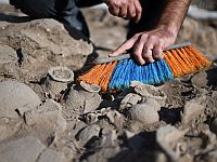 Израильские археологи объяснили, как использовались странные конические сосуды 5000 лет назад (иллюстрация - на фотографии не 