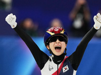 Олимпиада. Шорт-трек. Кореянки завоевали золото и серебро