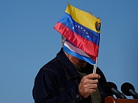 Reuters: Кубинские советники по безопасности и врачи покидают Венесуэлу под давлением США