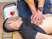 Впервые в Израиле: заказать дефибриллятор можно будет через Wolt Впервые в Израиле: заказать дефибриллятор можно будет через Wolt