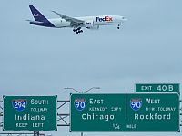 FedEx потребовала через суд от властей США полного возврата пошлин