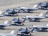 Эскадрильи F-35 и F-15 ВВС США в Великобритании готовятся к отправке на Ближний Восток
